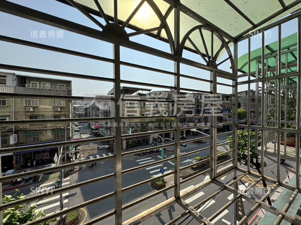 專任亞東園區稀有大空間房屋室內格局與周邊環境