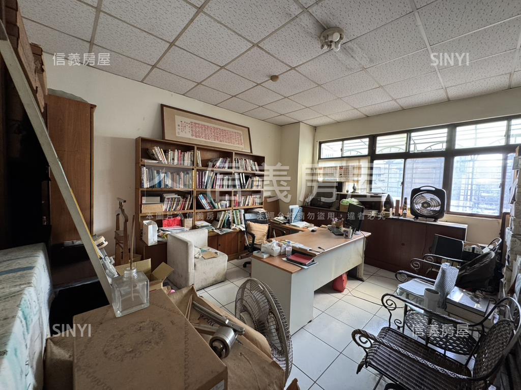 專任亞東園區稀有大空間房屋室內格局與周邊環境