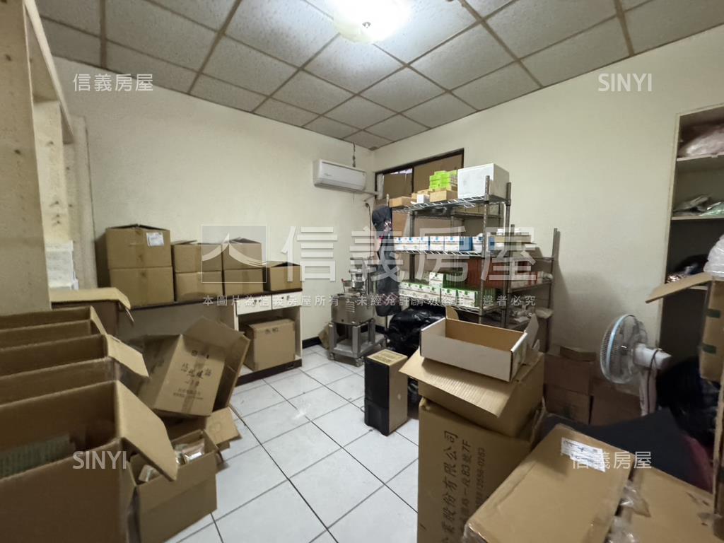 專任亞東園區稀有大空間房屋室內格局與周邊環境