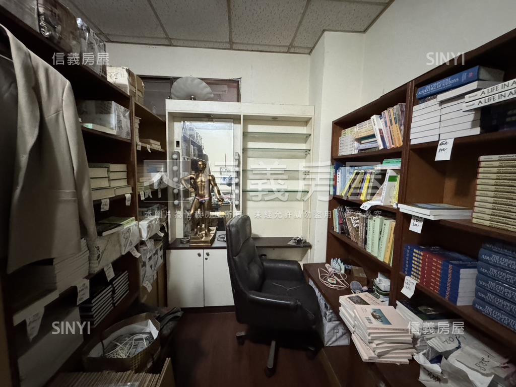 專任亞東園區稀有大空間房屋室內格局與周邊環境