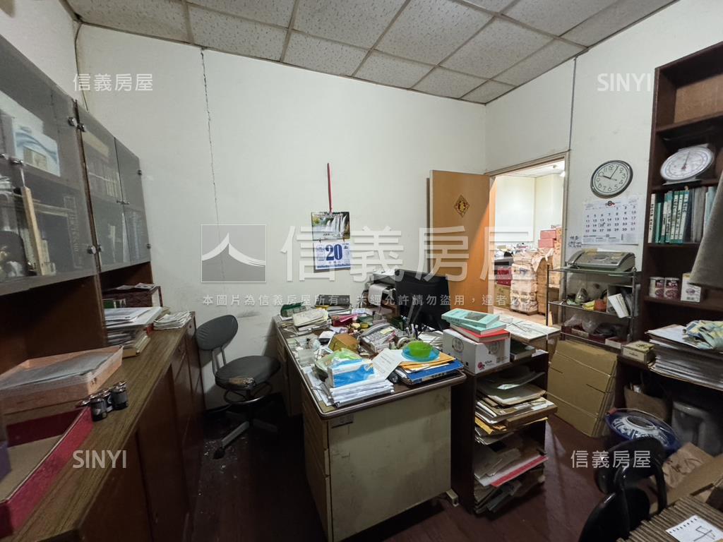 專任亞東園區稀有大空間房屋室內格局與周邊環境