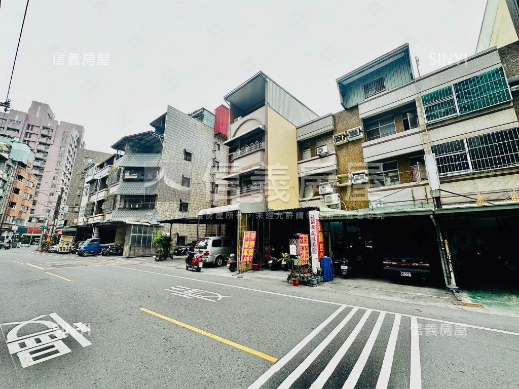 鳳山新強路大地坪透天房屋室內格局與周邊環境