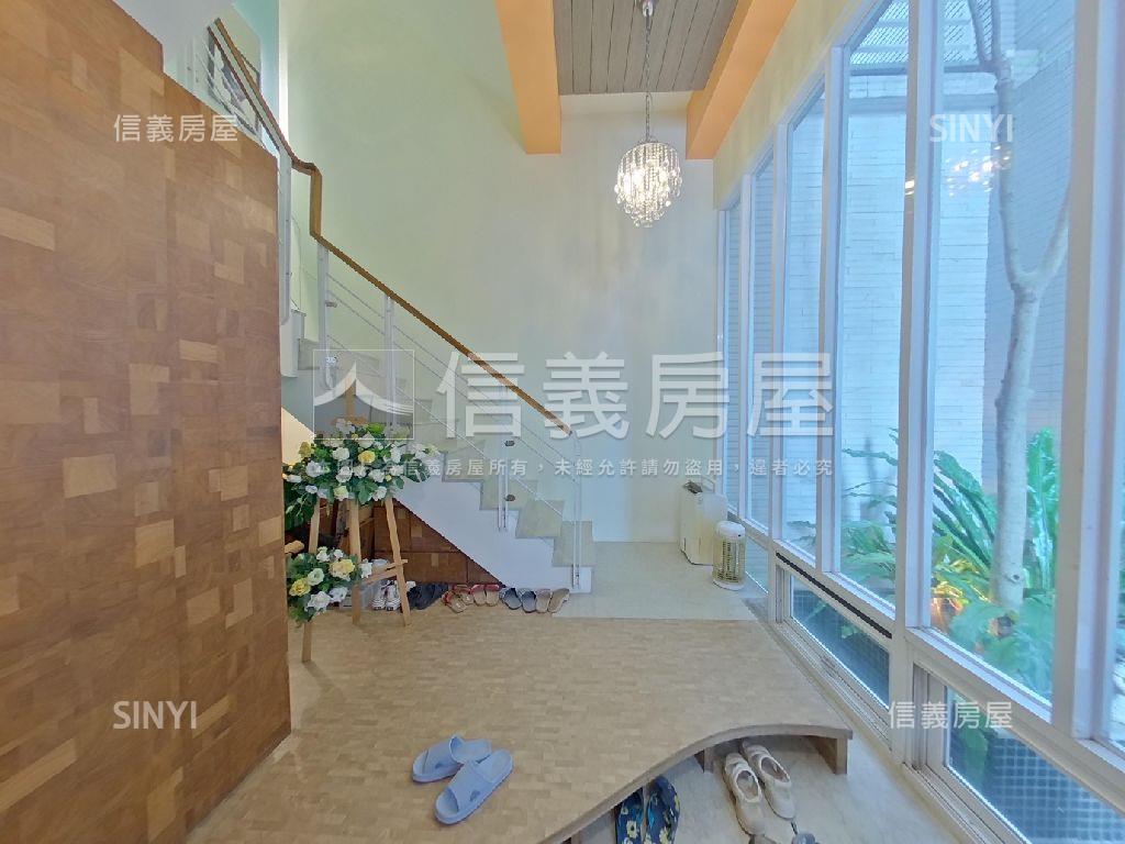 設計大獎法式裝潢質感別墅房屋室內格局與周邊環境