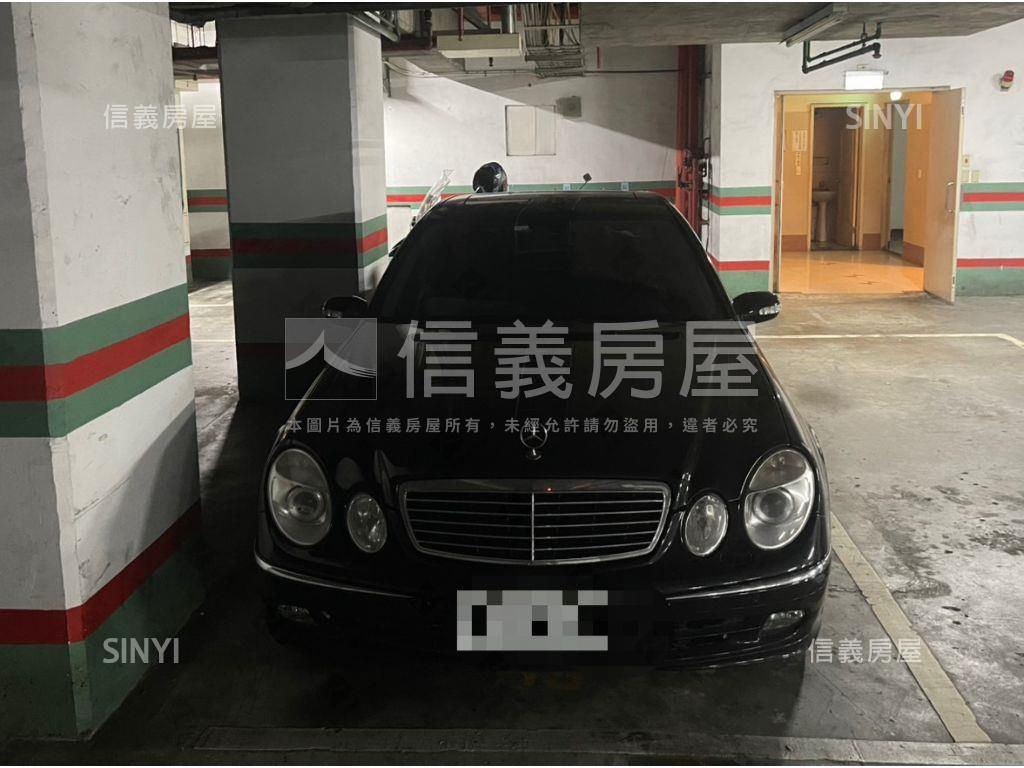 稀有鳳凰城三房＋車位房屋室內格局與周邊環境