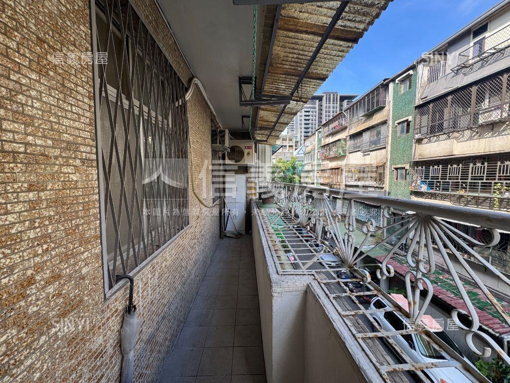 新板特區旁三樓美寓．旺房屋室內格局與周邊環境