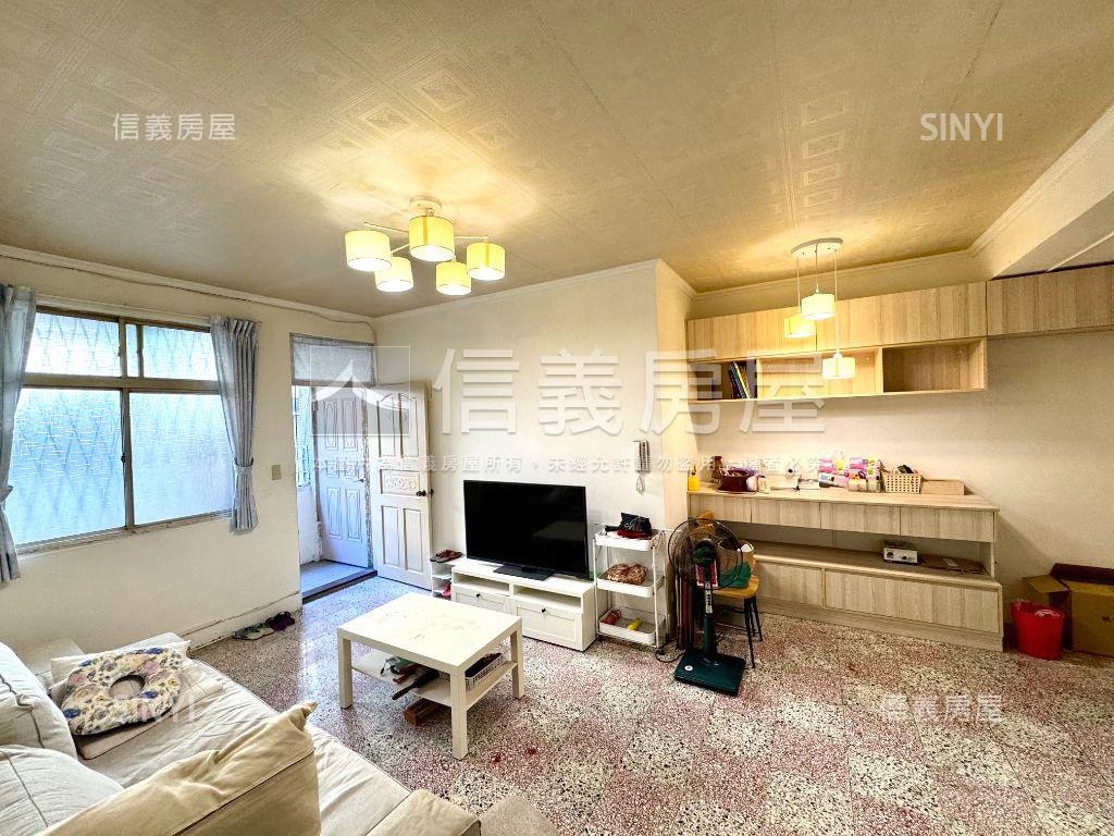 新板特區旁三樓美寓．旺房屋室內格局與周邊環境