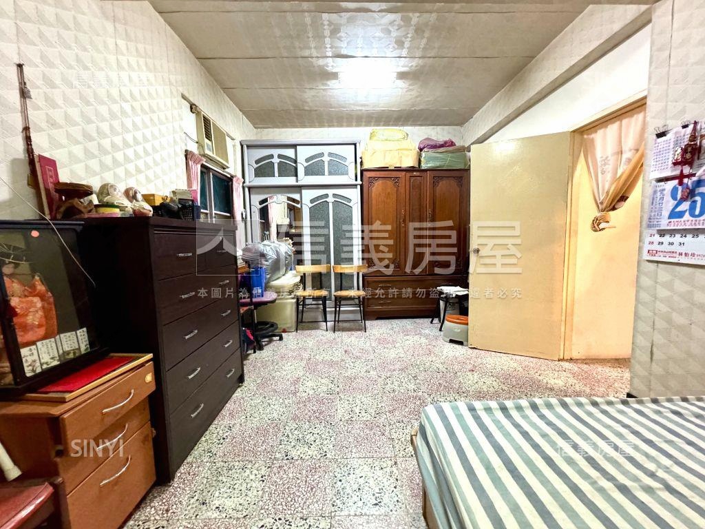 新板特區旁三樓美寓．旺房屋室內格局與周邊環境
