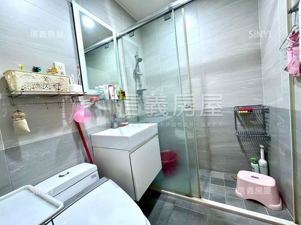 新板特區旁三樓美寓．旺房屋室內格局與周邊環境