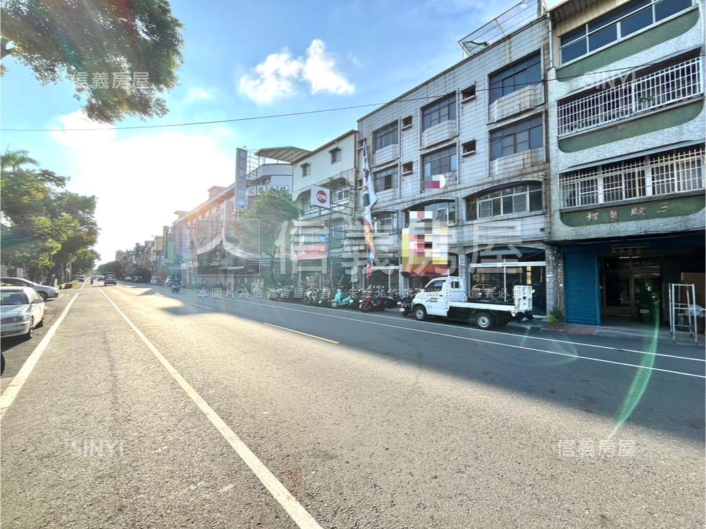 正路大面寬旗艦店霸ＩＩＩ房屋室內格局與周邊環境