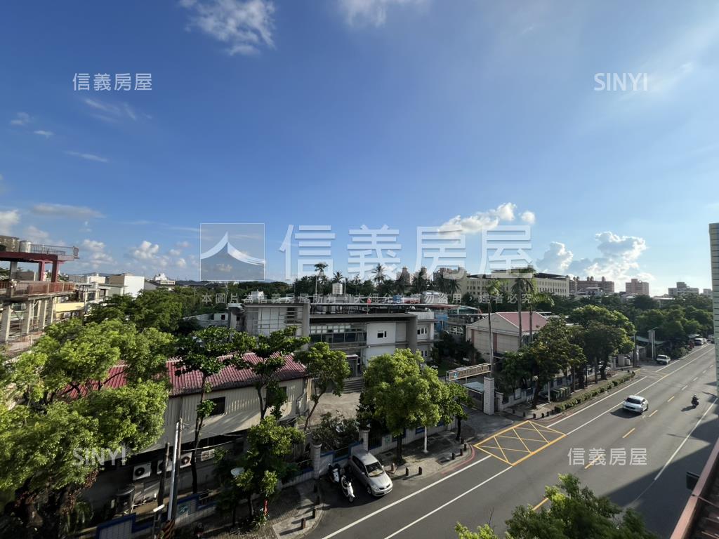 正路大面寬旗艦店霸ＩＩＩ房屋室內格局與周邊環境