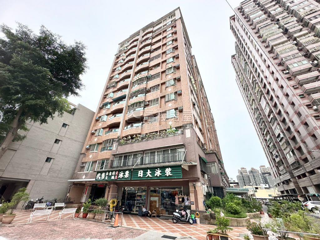美麗人生三房平車房屋室內格局與周邊環境