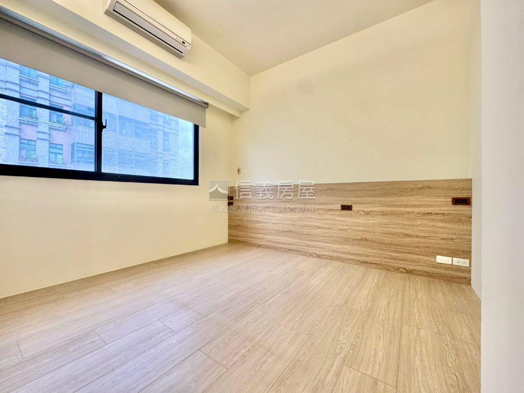 近成功國中裝潢兩房平車房屋室內格局與周邊環境