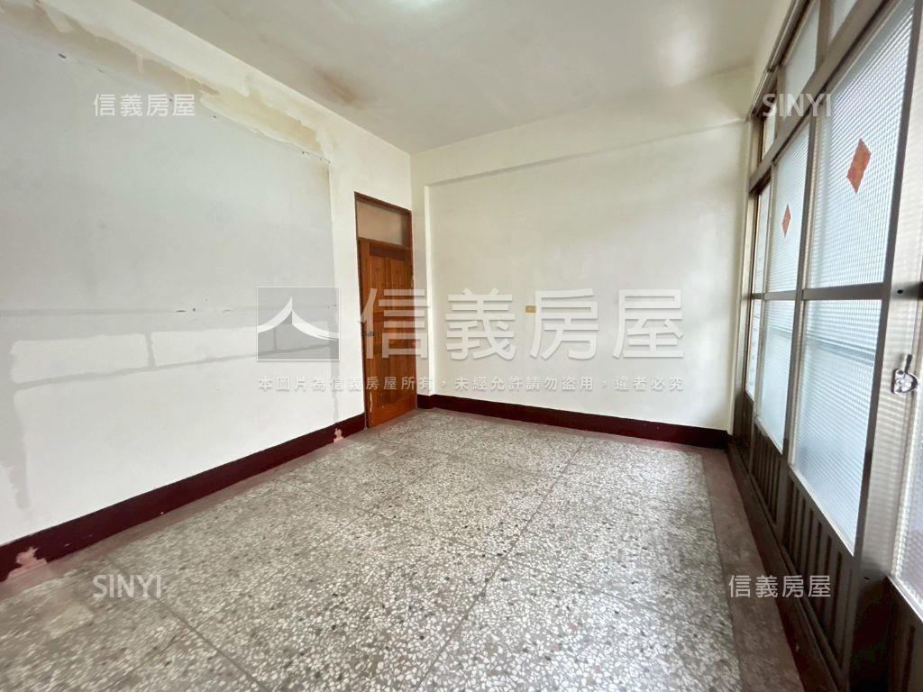 近塗城國小臨路透天房屋室內格局與周邊環境