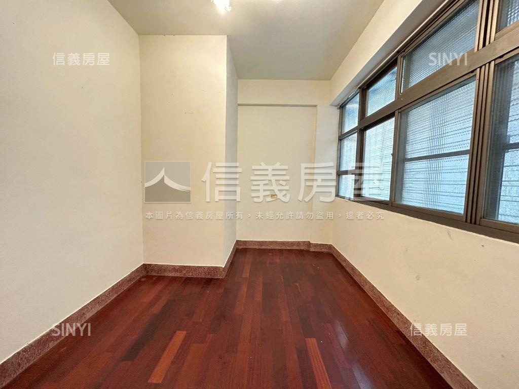 近塗城國小臨路透天房屋室內格局與周邊環境