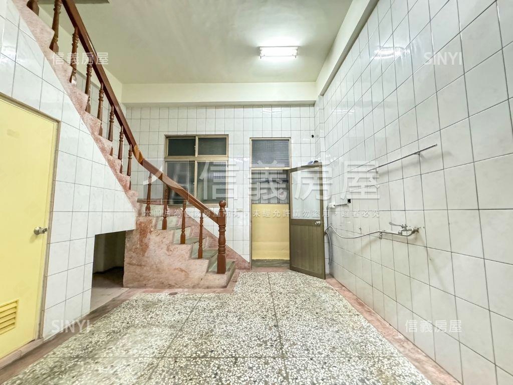 近塗城國小臨路透天房屋室內格局與周邊環境