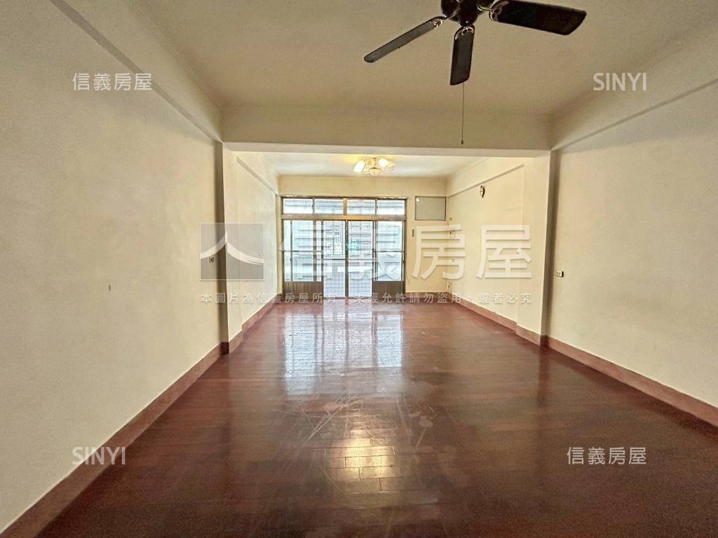 近塗城國小臨路透天房屋室內格局與周邊環境