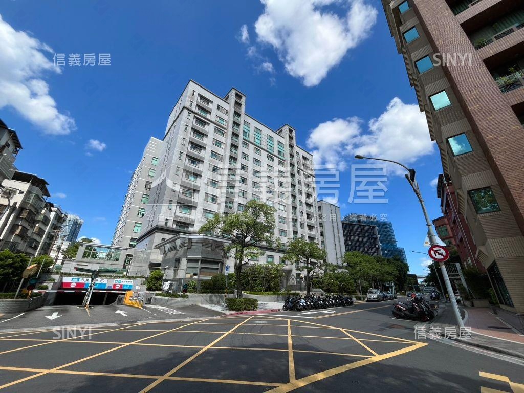 南港站前★世紀廣場★房屋室內格局與周邊環境