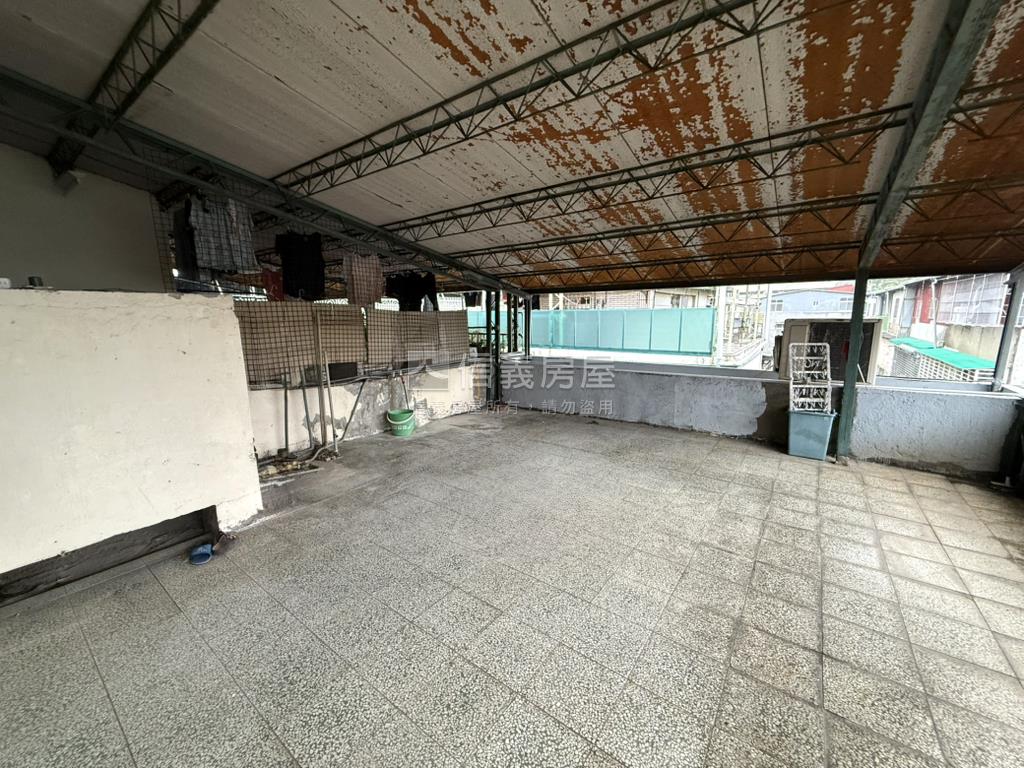 捷運方正美寓房屋室內格局與周邊環境