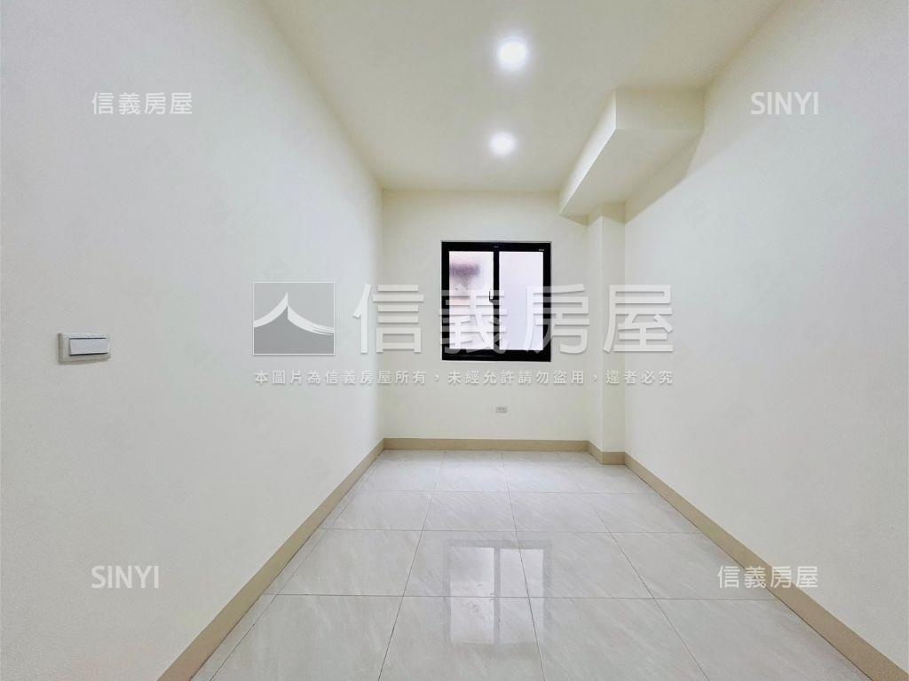 武陵路重新整理透天房屋室內格局與周邊環境