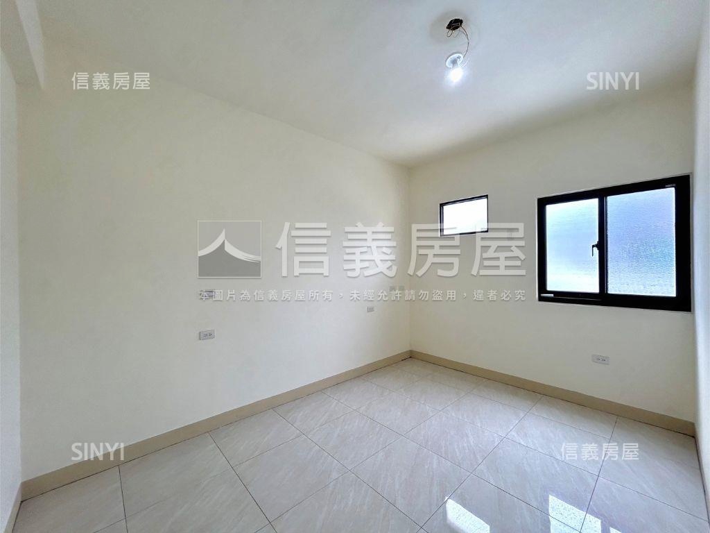 武陵路重新整理透天房屋室內格局與周邊環境