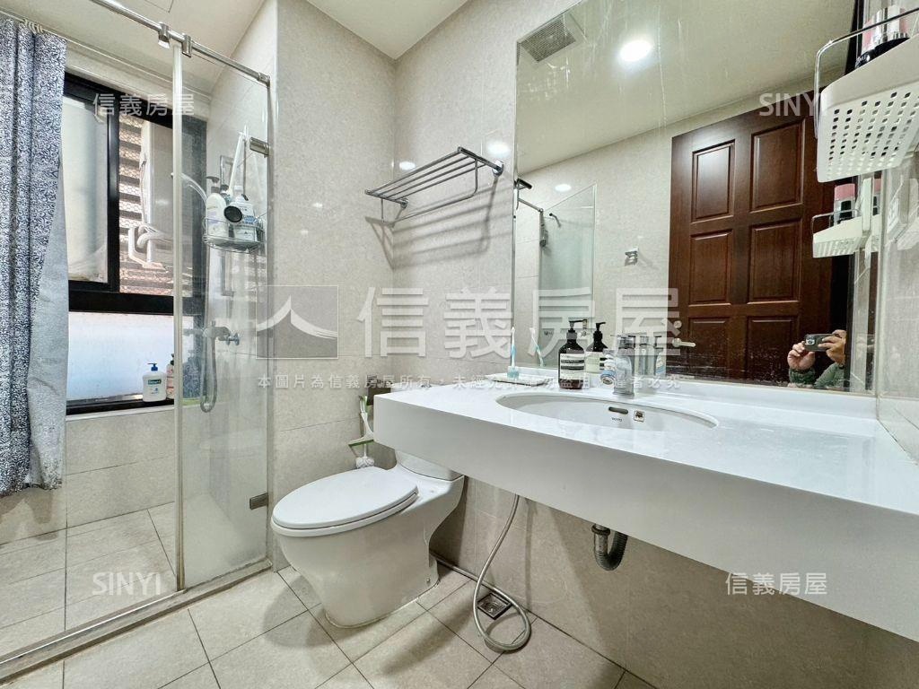 竹風次頂樓三房車位房屋室內格局與周邊環境