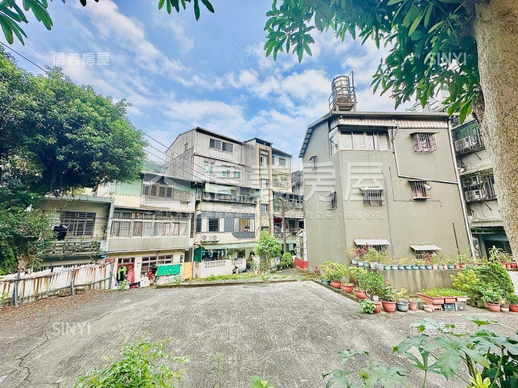 基隆保定段建地房屋室內格局與周邊環境