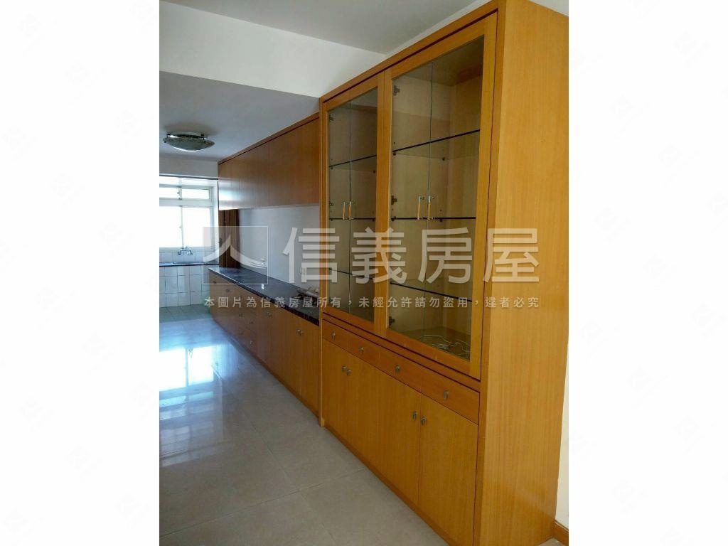 近徐匯捷運舒適屋況美寓房屋室內格局與周邊環境