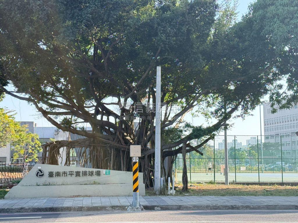 艾美新時代Ａ６兩房平車房屋室內格局與周邊環境