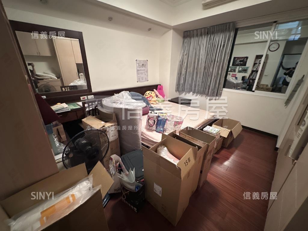 文學苑藝術３＋１附車位房屋室內格局與周邊環境