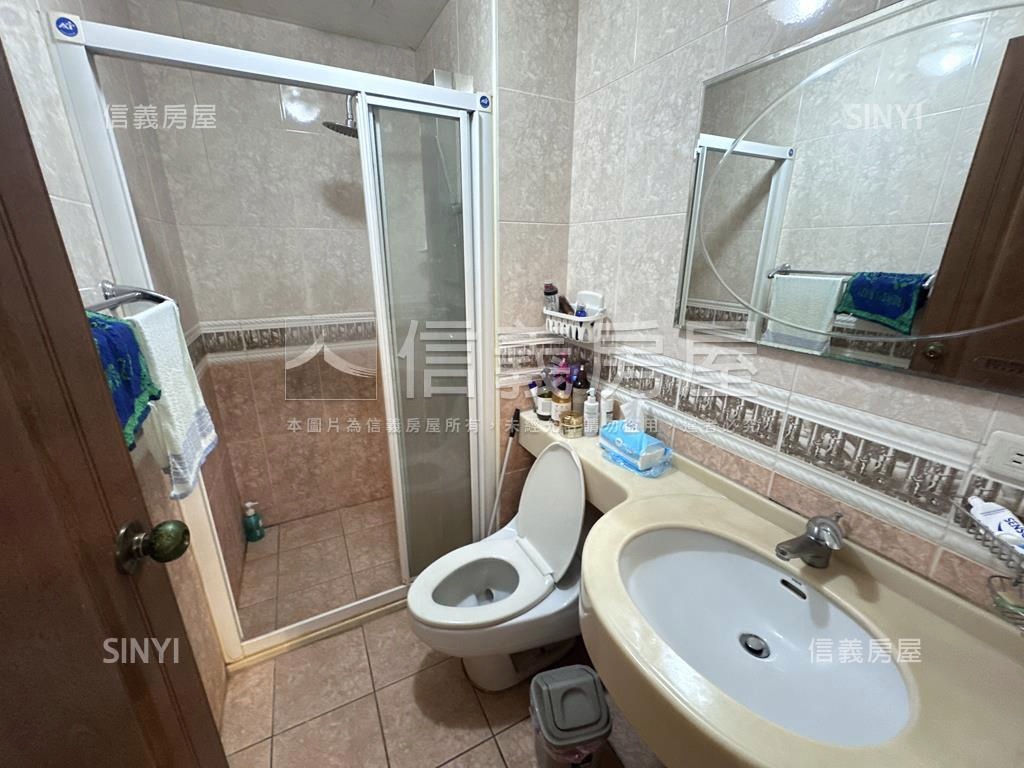 文學苑藝術３＋１附車位房屋室內格局與周邊環境