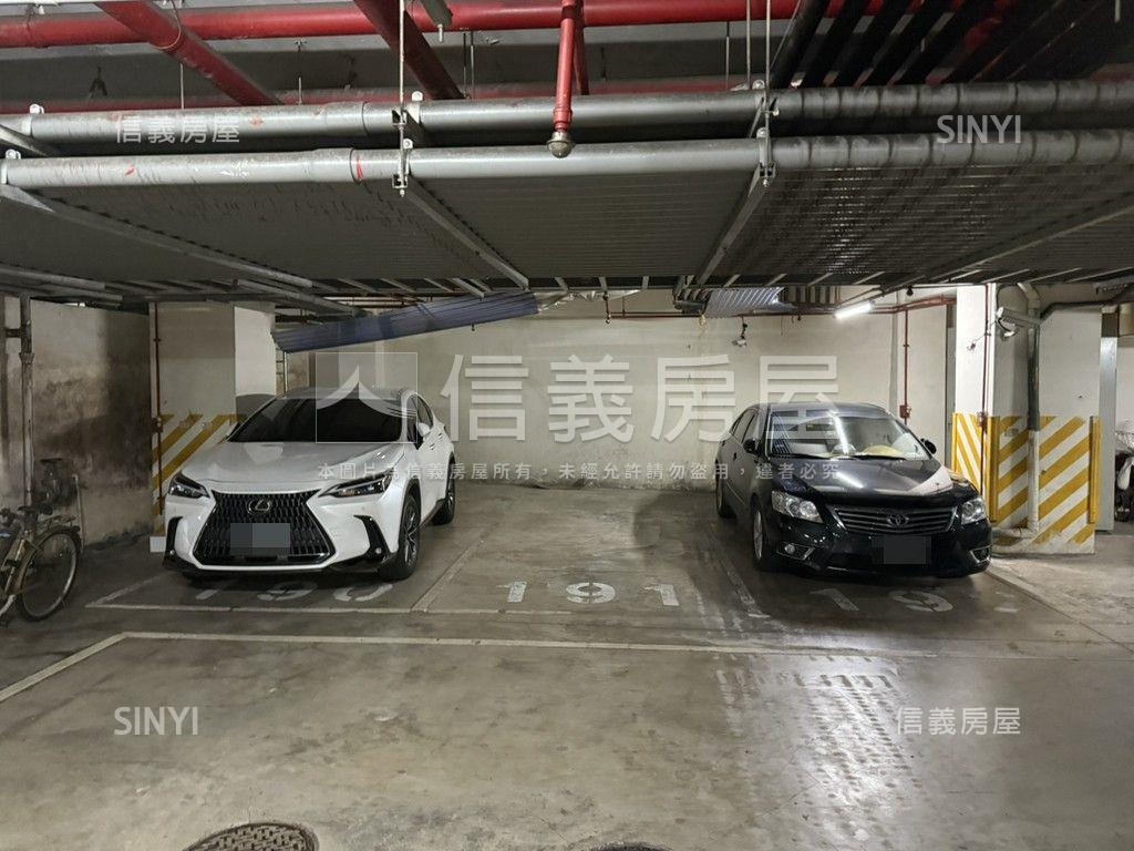 ★大鵬華城邊間景觀戶房屋室內格局與周邊環境