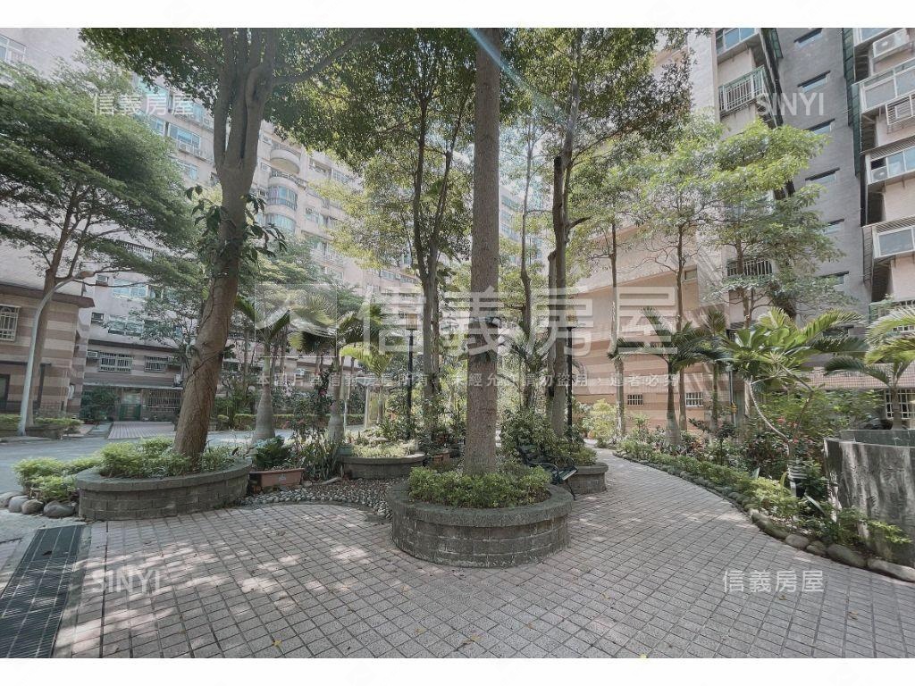 ★大鵬華城邊間景觀戶房屋室內格局與周邊環境