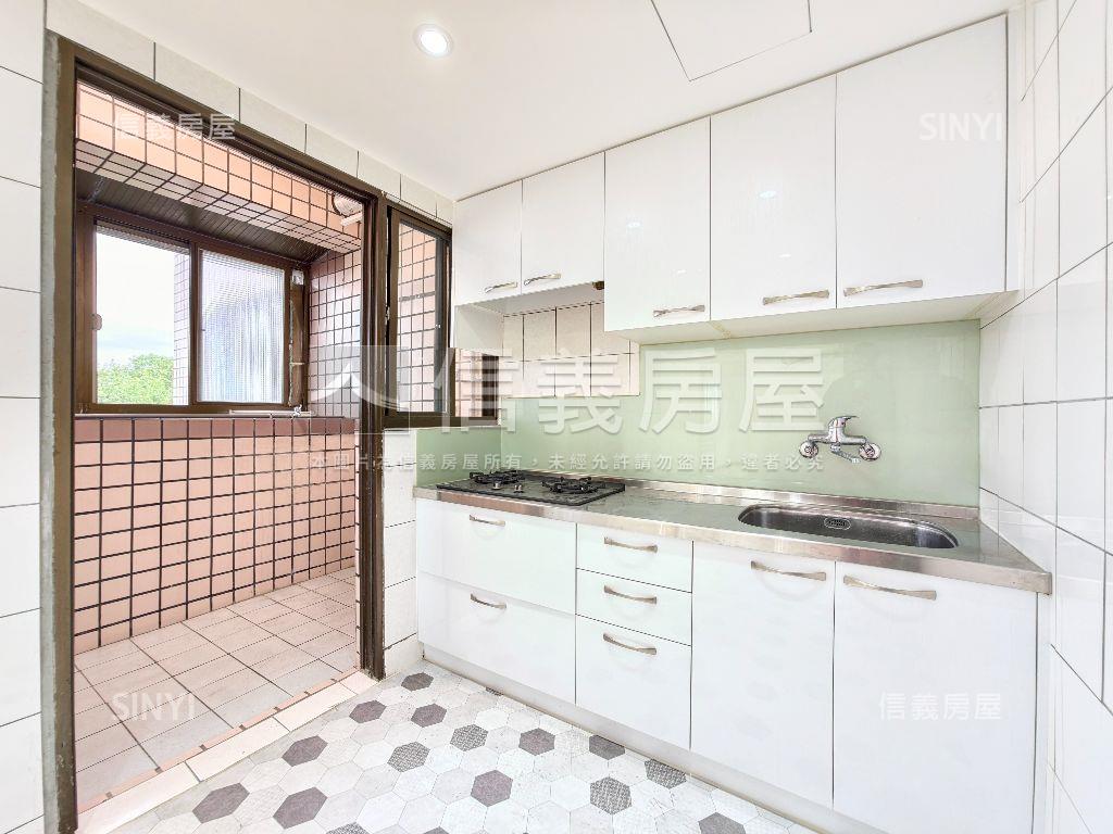 台北豪景～美景３房房屋室內格局與周邊環境
