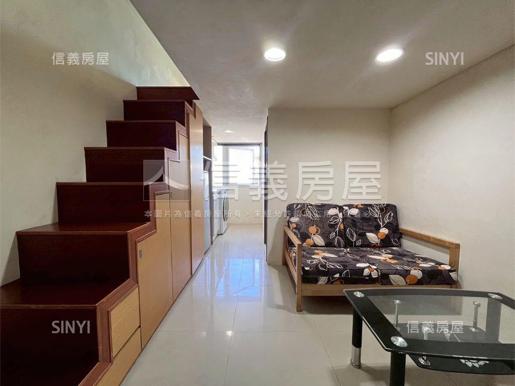 萬芳商圈電梯麗池挑高美宅房屋室內格局與周邊環境