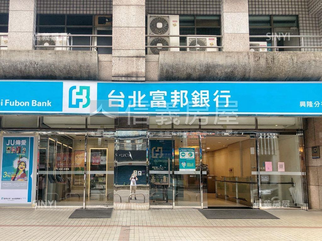 萬芳商圈電梯麗池挑高美宅房屋室內格局與周邊環境