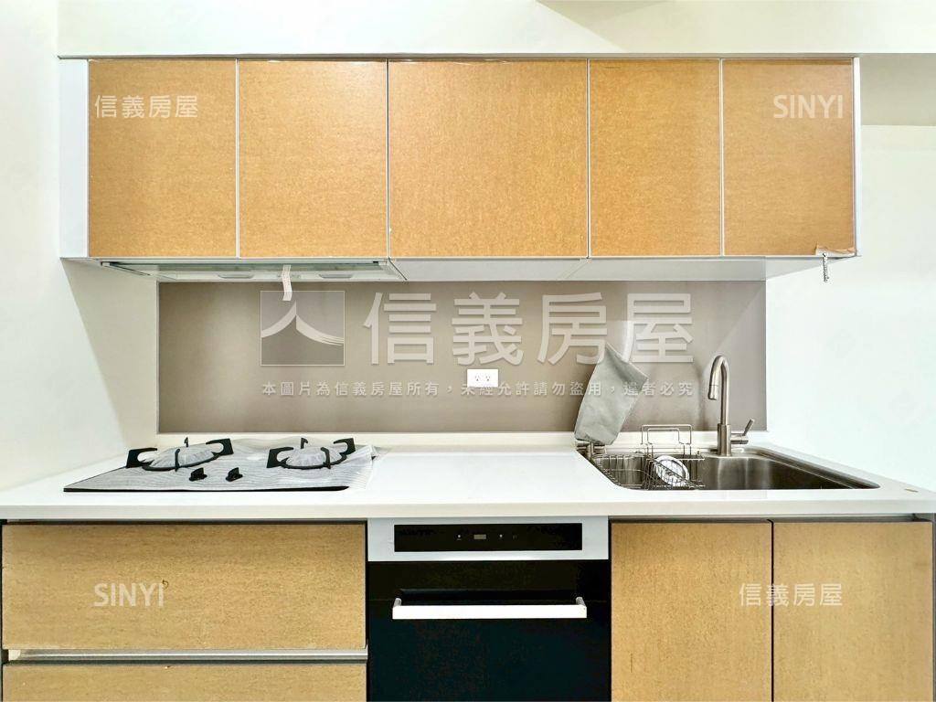 拓真‧眺望海景宅附平車房屋室內格局與周邊環境