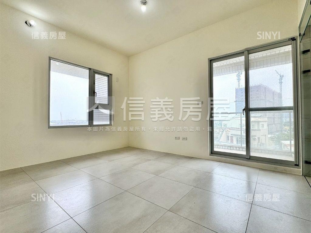 拓真‧眺望海景宅附平車房屋室內格局與周邊環境