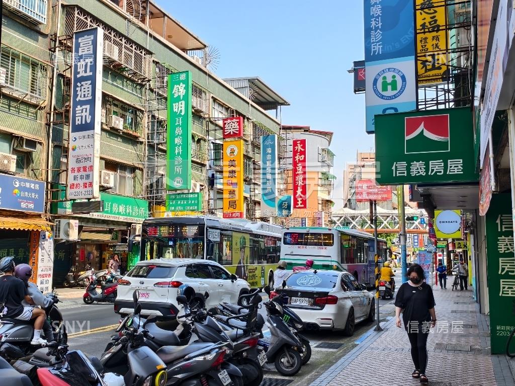 建安電梯大四房附車位房屋室內格局與周邊環境