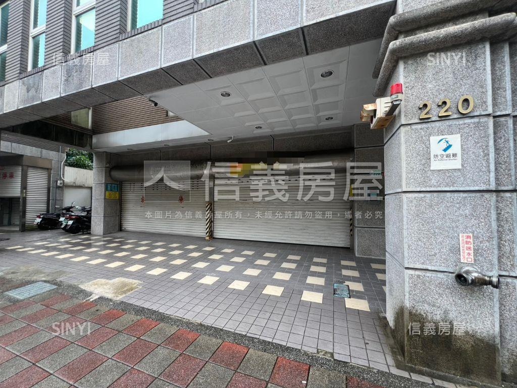 維正瀚園景福街車位房屋室內格局與周邊環境