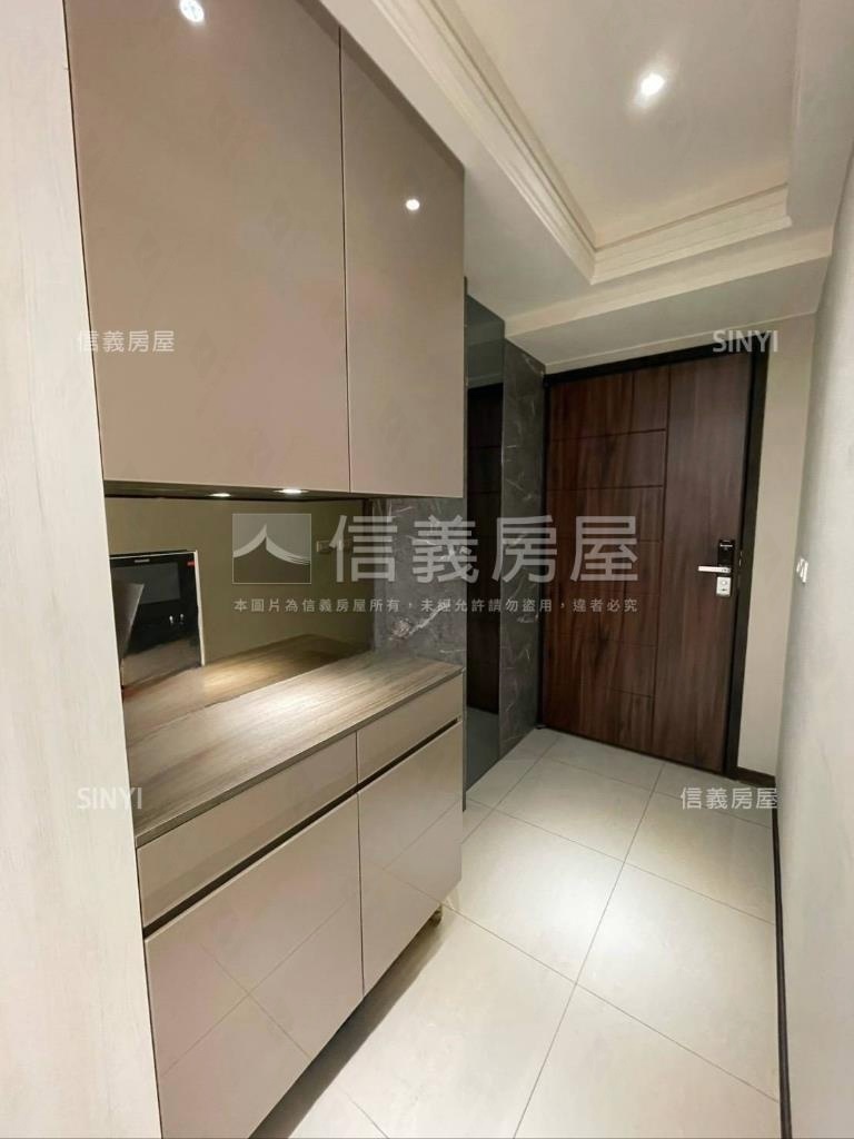 南區精美裝潢兩房獨立平車房屋室內格局與周邊環境