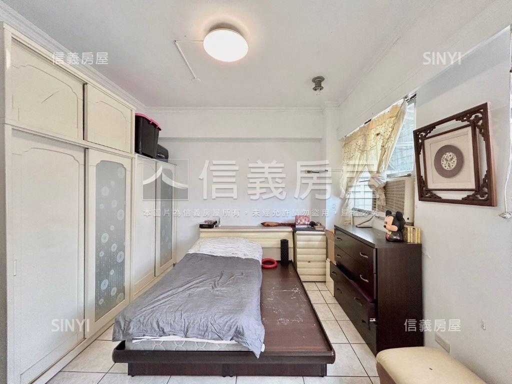 採光通風視野不錯的三房房屋室內格局與周邊環境