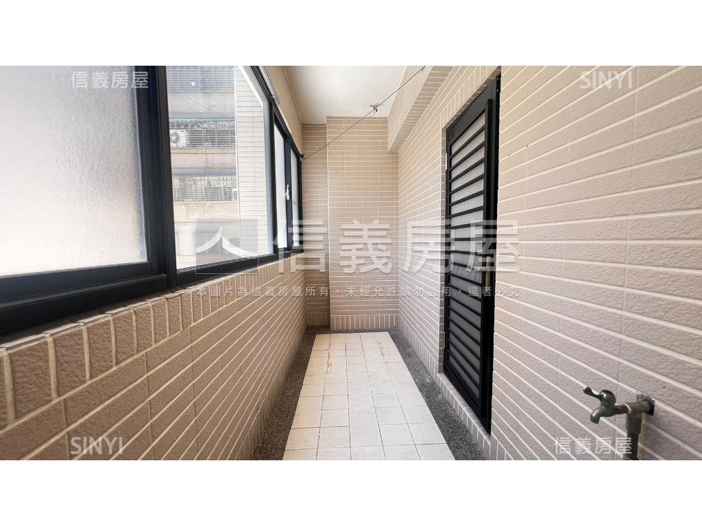近愛河Ｇ３電梯透店ＩＩ房屋室內格局與周邊環境