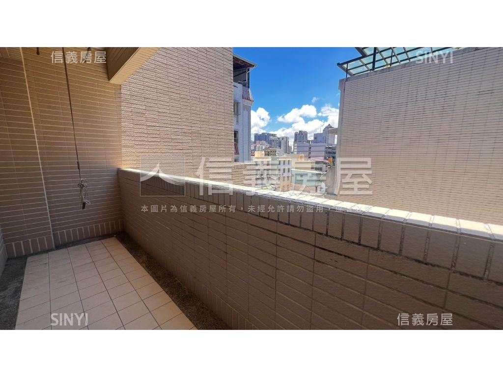 近愛河Ｇ３電梯透店ＩＩ房屋室內格局與周邊環境