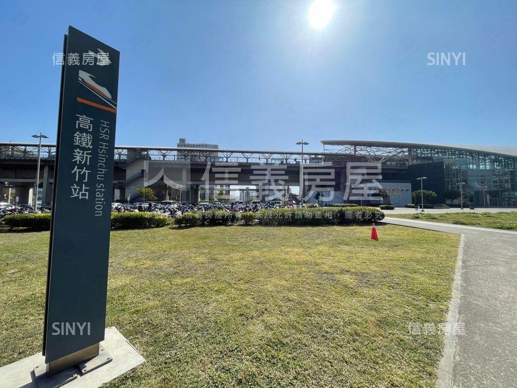 鴻奕世紀享Ｅ－９Ｆ房屋室內格局與周邊環境