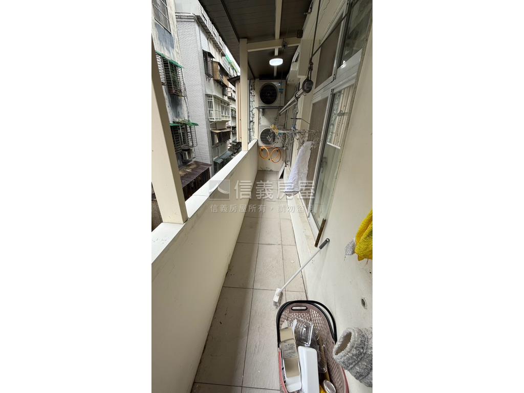 專任－明湖學區裝潢美宅房屋室內格局與周邊環境