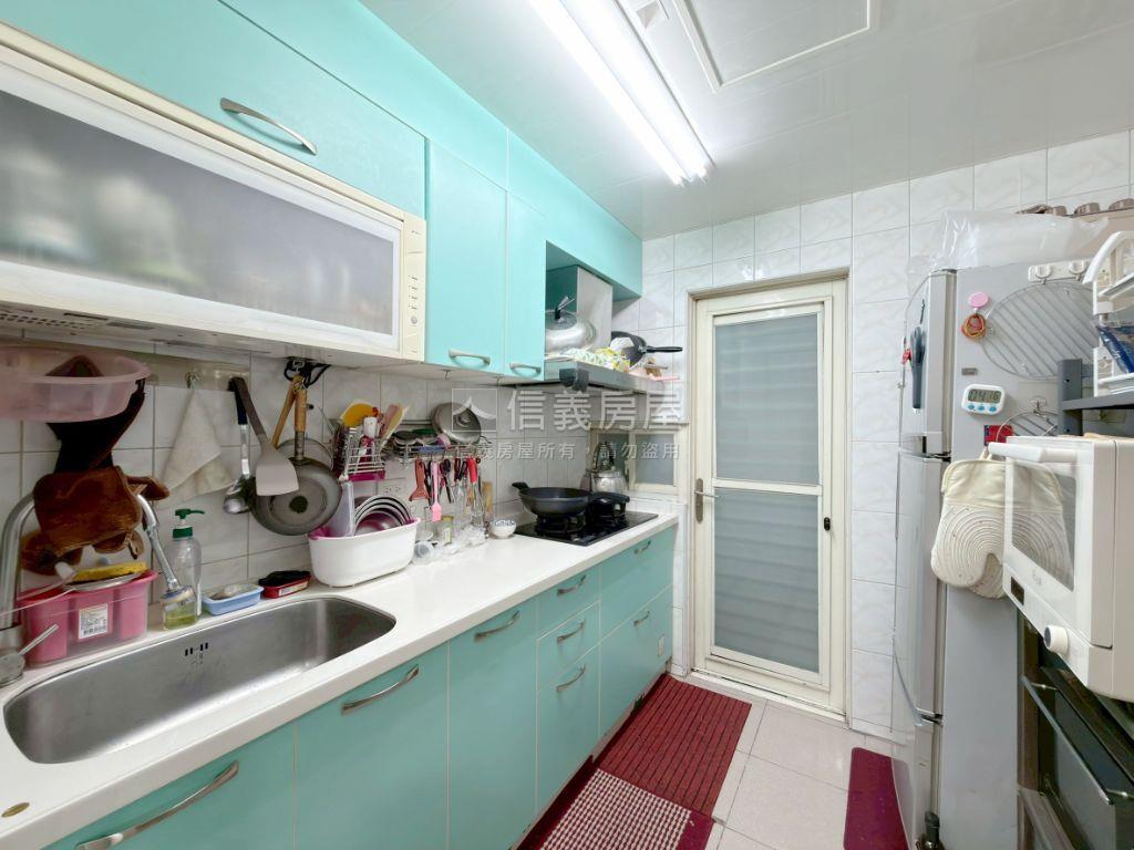 宏國大鎮⭐遠眺景觀三房房屋室內格局與周邊環境