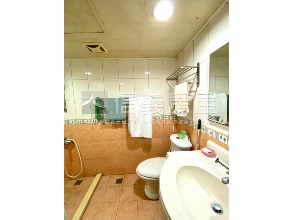 首都高樓優質套房房屋室內格局與周邊環境