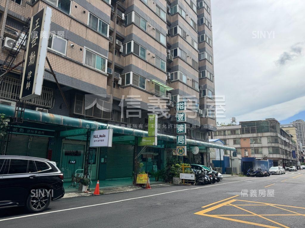理想貴族１房Ｂ１平車位房屋室內格局與周邊環境