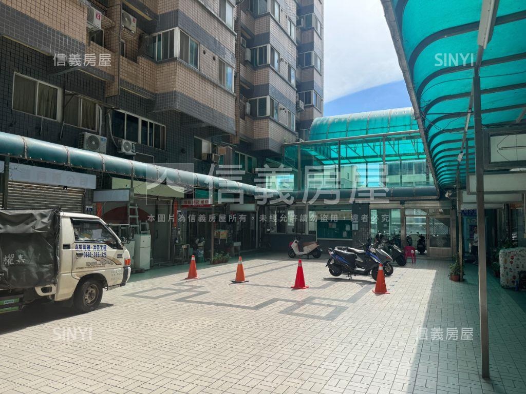 理想貴族１房Ｂ１平車位房屋室內格局與周邊環境