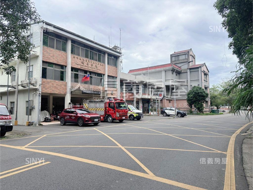 台三峨嵋鄉方正土地Ａ房屋室內格局與周邊環境